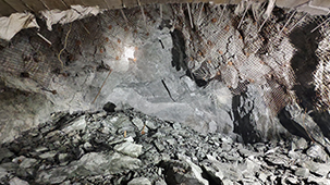 Application of Self-Drilling Anchor Bolts in IV and V Surrounding Rock Tunnels