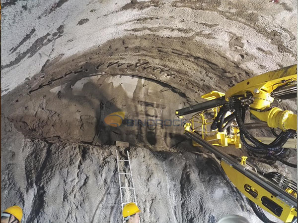 Advantages of Self-Drilling Pipe Roofs