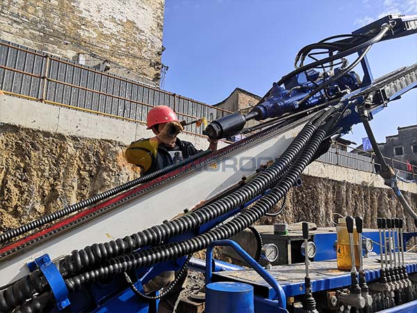 Connecting to the Drilling Rig