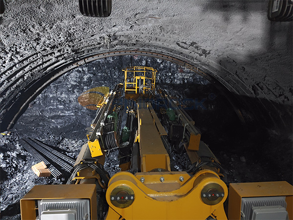 Pipe roof support Core Principle