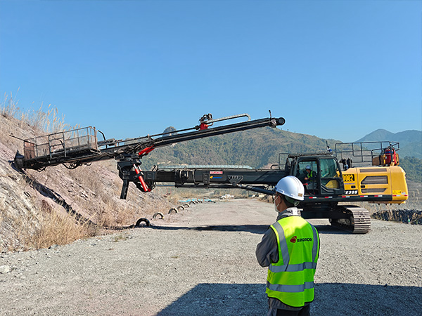 Rod stuck during drilling