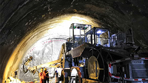 Self-Drilling Anchor Bolts for Tunnel Forepoling Support