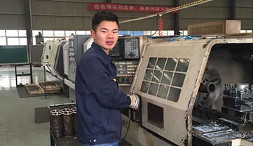 Si Haitao —— A Responsible and Vigorous CNC Lathe Operator in Sinorock®