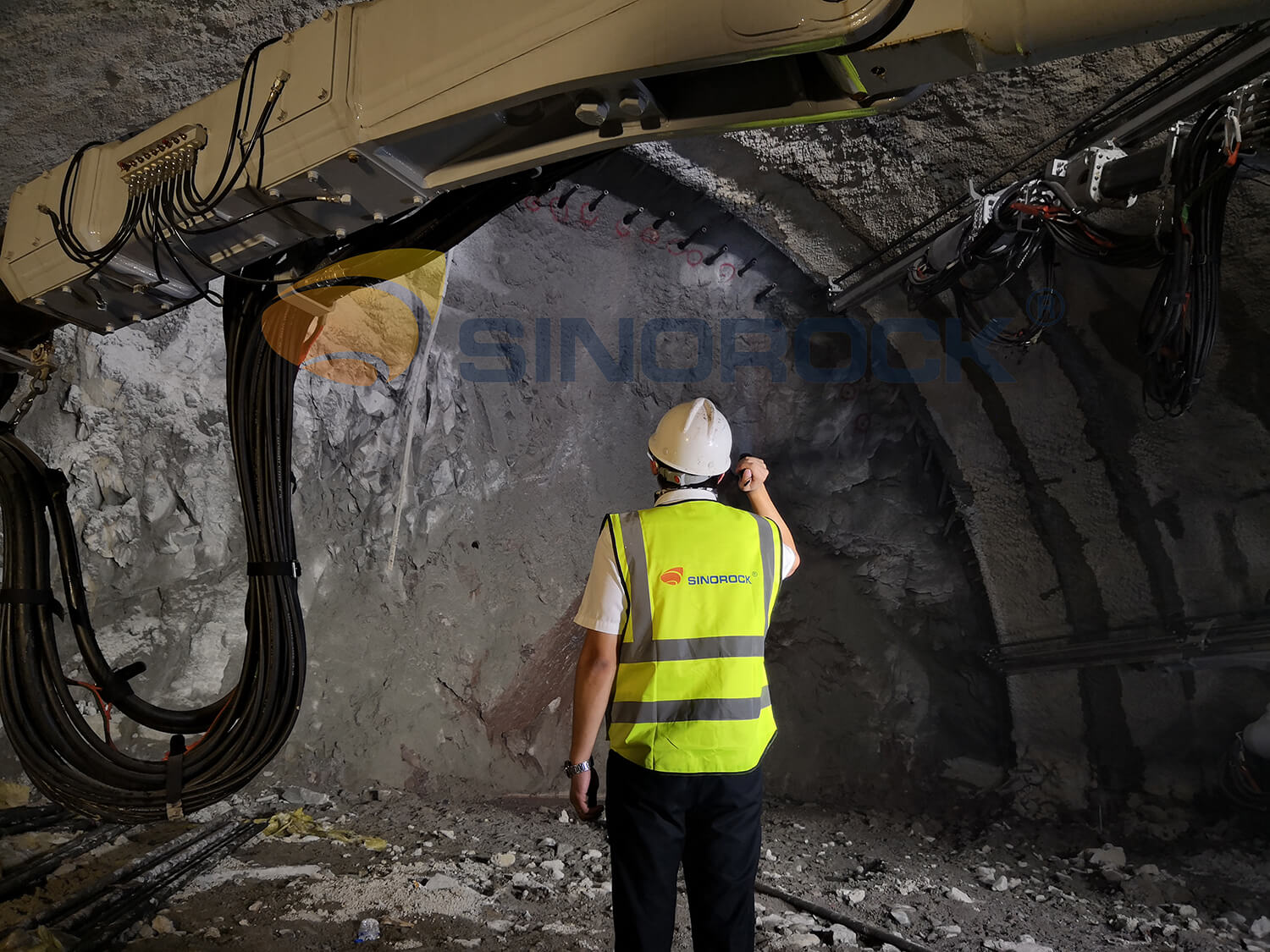 sinorocker is on site in Tunnel