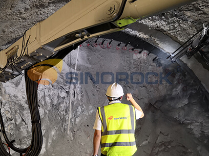 self drilling hollow rock bolt application-tunnel pre-support